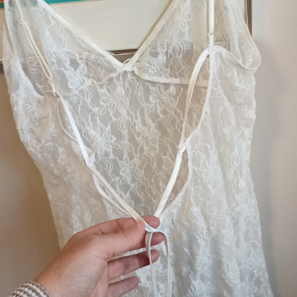 Lace chemise - Picture 5 of 6